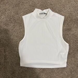 crop/ tank top